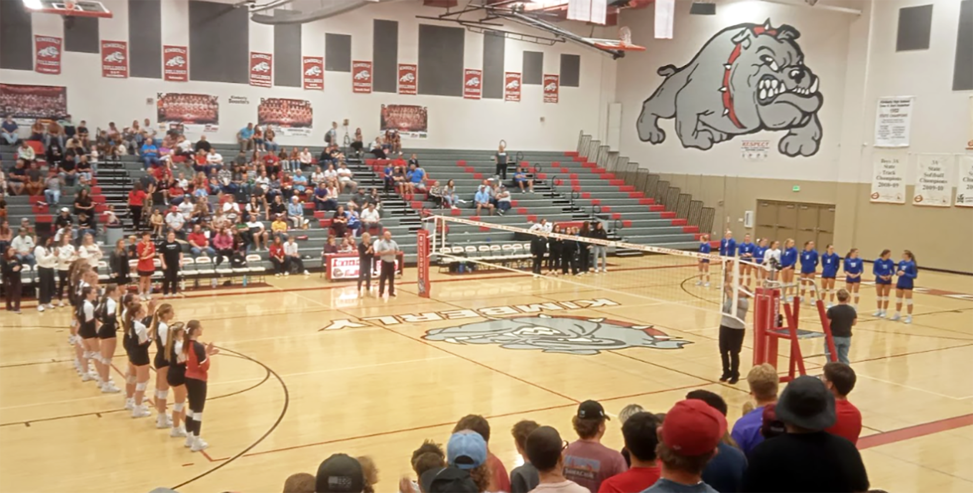 The KHS varsity volleyball team prepares to play Sugar-Salem on Friday, Sept. 27. | By Paco De Asis Medina Olea